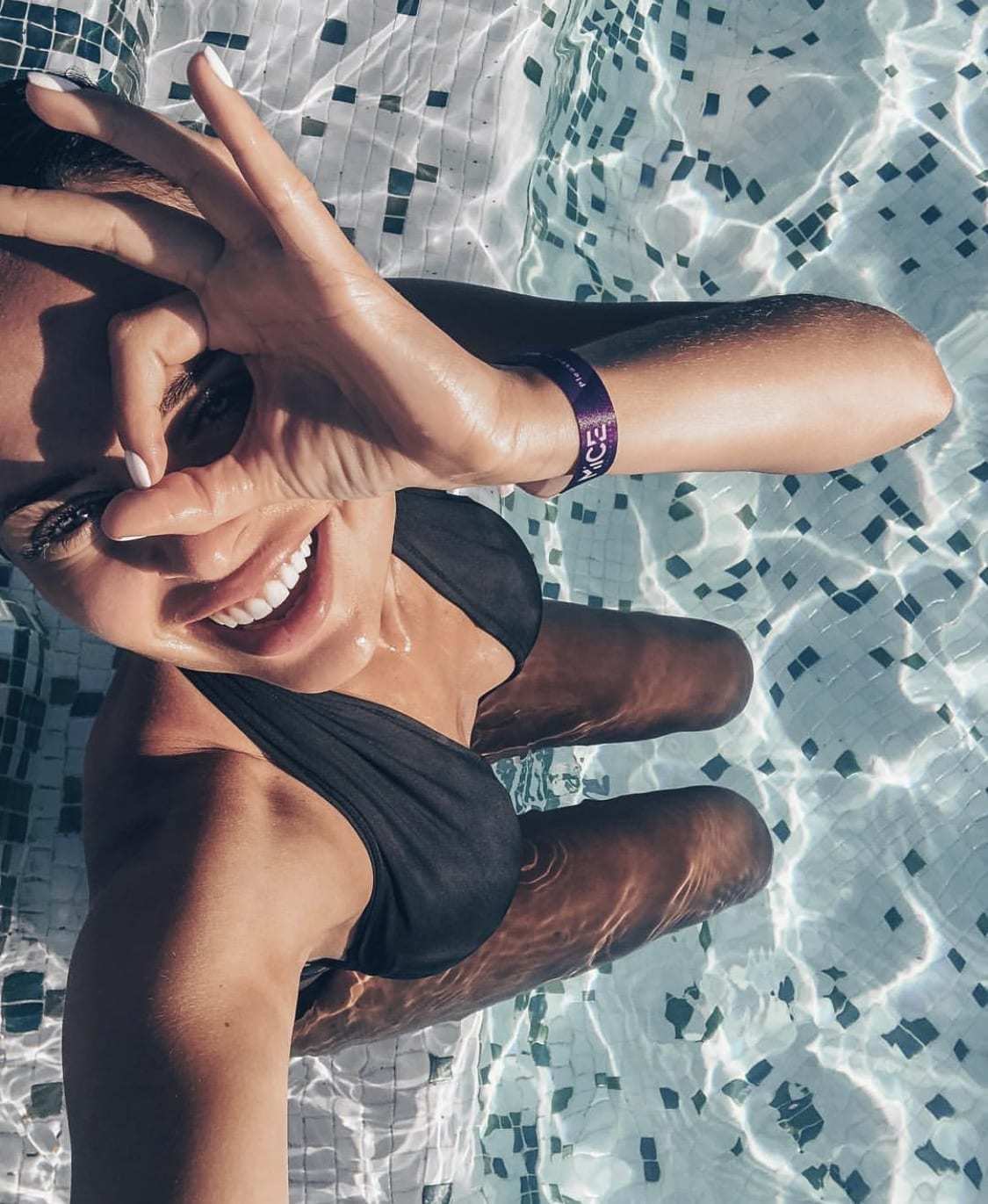 3A5A65FA AB39 435D 836C 8BE6F613F637