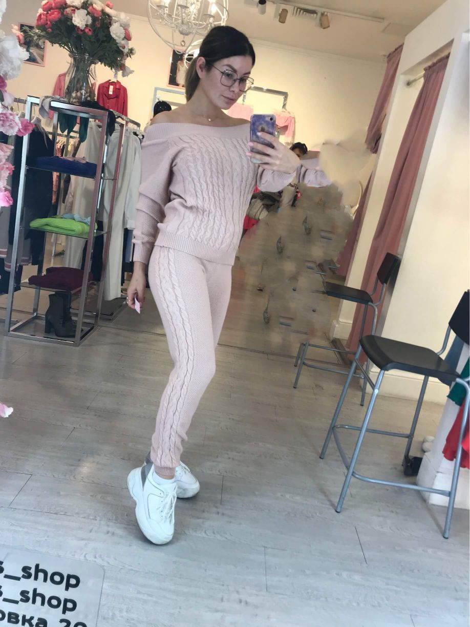 DAE18DAF 931F 4351 80C1 A69F0DAF72A0