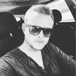 41E19267 B1D5 47AF 847D 4FD261F3B4FA