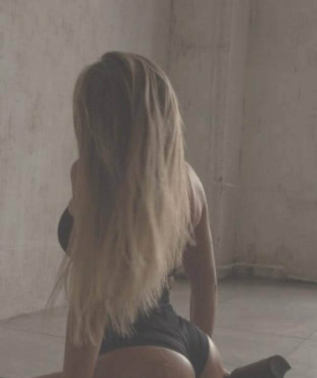 photo_5427093845021149310_x2