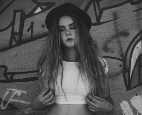 beauty girl sexy sexual erotic hooker prostitute hippie 707764